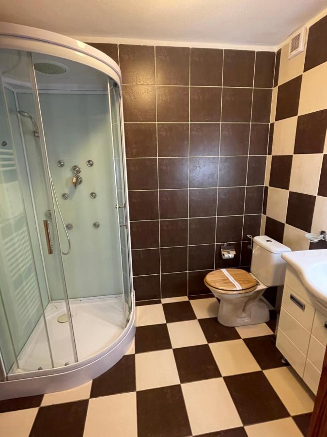 Granarollo Penzion Pizzeria Mlynany Luaran gambar
